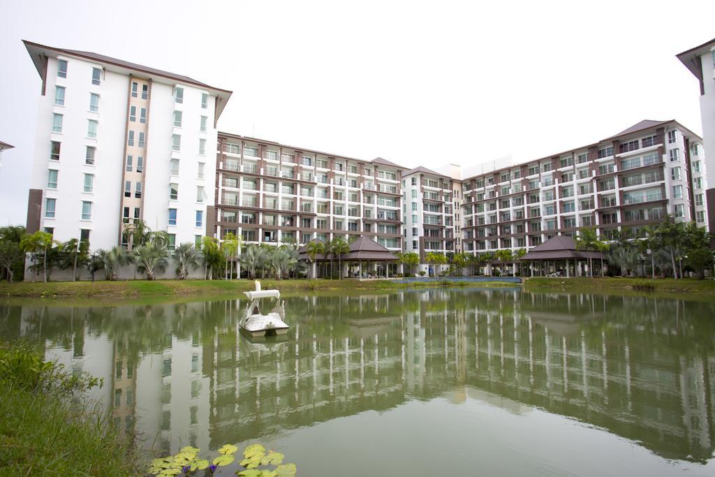 Ratchy Condo Bang Sare Rom bilde